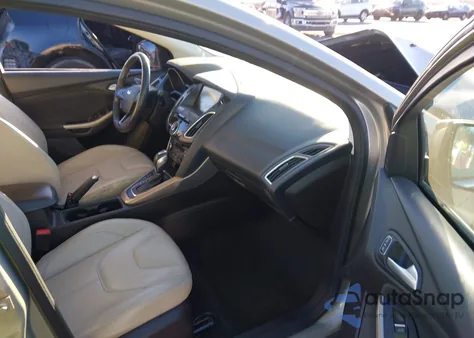 2015 Ford Focus Titanium from USA, damaged, VIN 1FADP3J23FL304788